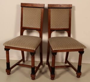 Elegantes Paar Jugendstil Stühle