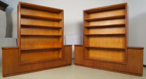 Zwei wunderschöne Bauhaus Bücherschränke