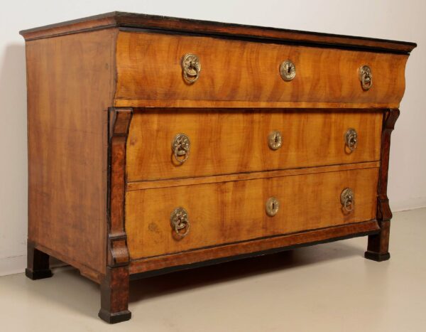 Biedermeier Truhe im Stil einer Kommode