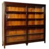 Bücherschrank mit Glasschiebetüren aus massivem Teakholz